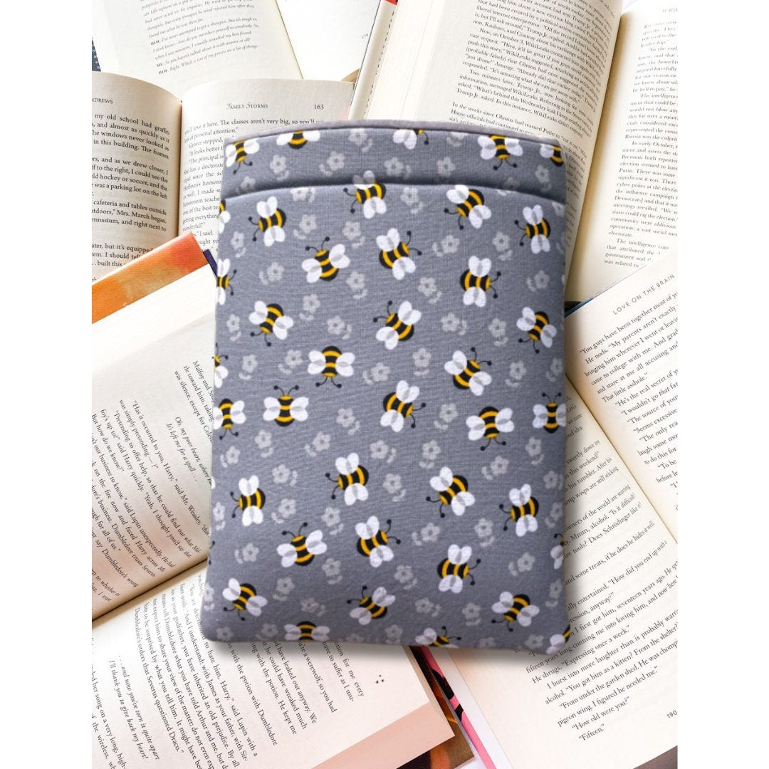 Grey Bumble Bees Padded Sleeve